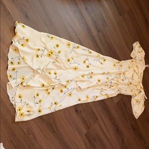 Women’s (M) floral print maxi dress